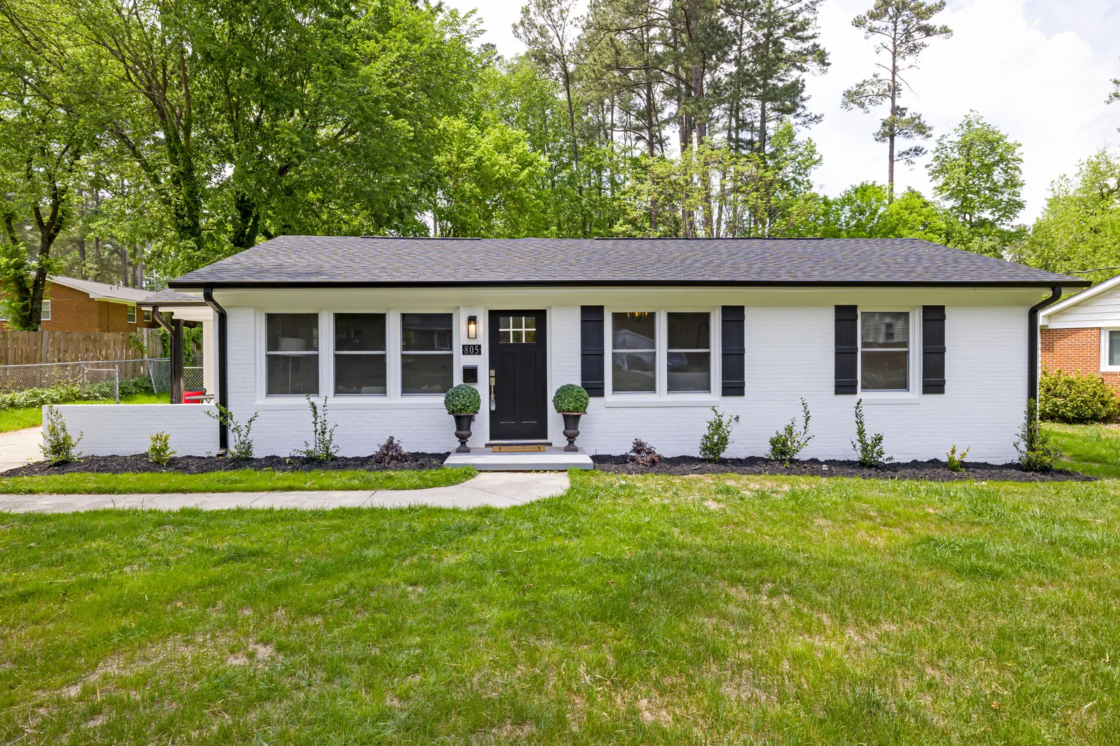 805 Oakwood Drive